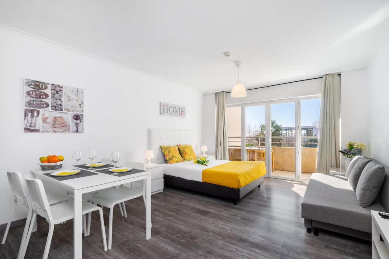 Praia Da Rocha, 4G Jardins Da Rocha, Sunny Studio, Air Conditioning, Two Pools, Internet, Parking, By Ig بورتيماو المظهر الخارجي الصورة